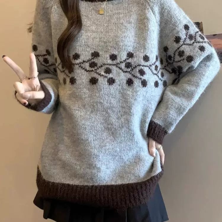 Pulover din ice silk, guler rotund, mâneci tip prințesă, grosime normală, primăvara 2025