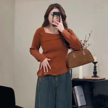Асиметрична дамска блуза с открито рамо, дълги ръкави, квадратно деколте, тънък силует, плетено изделие от памук и полиестер, есен 2025