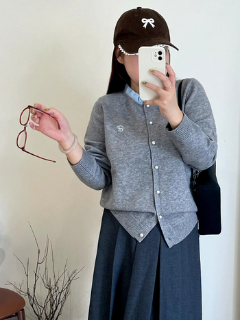 Плюс размер дамски кардиган с кух кръгло деколте и Andy velvet плат, полиестер 70–80% и вискоза 20–30%, Зима 2025