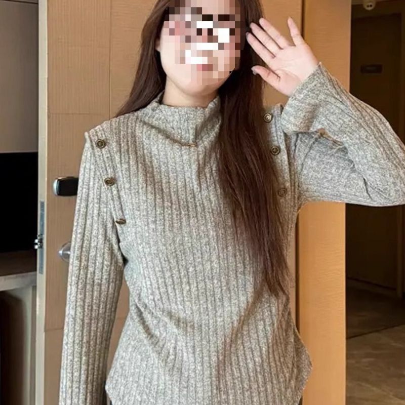 Pulover tricotat din Ice Silk, guler Half-Turtleneck, mâneci Princess Sleeves, glugă, Primăvara 2025