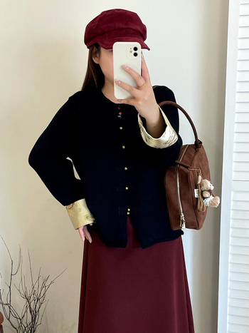 Кардиган с райета, плетен, вискозна и полиестерова смес, дълъг ръкав, кръгло деколте, свободен силует, есен 2025