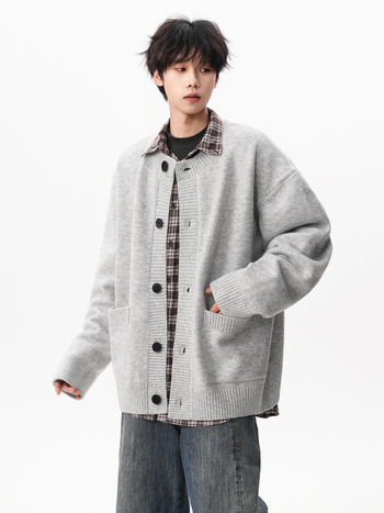 Cardigan tricot masculin, croială lejeră, guler rotund, mâneci lungi, material Arctic fleece