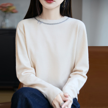 Pulover tricotat pentru femei cu cristale – model 3D, glugă, guler rotund, mâneci lungi, croială regulată