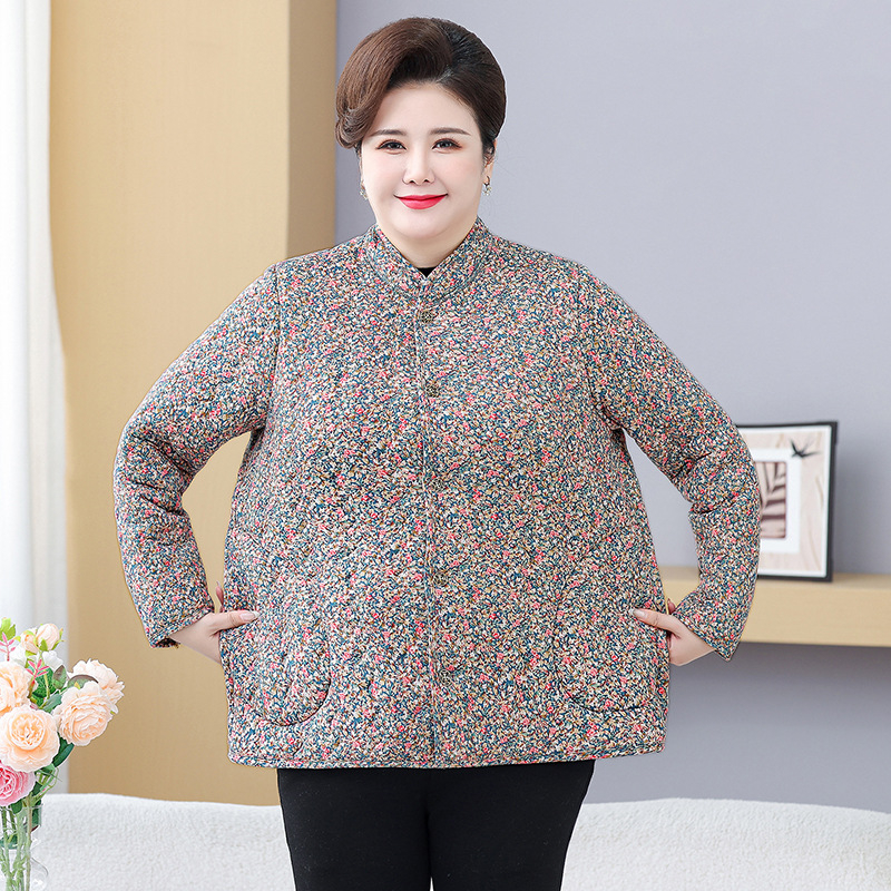 Žieminis medvilninis švarkas vyresnėms moterims, stovimas apykaklė, storesnis šilko-pamuko užpildas, vienos eilės užsegimas, elegantiškas kirpimas, ilgis 50–65 cm, tinkamas tiek vidaus, tiek lauko dėvėjimui