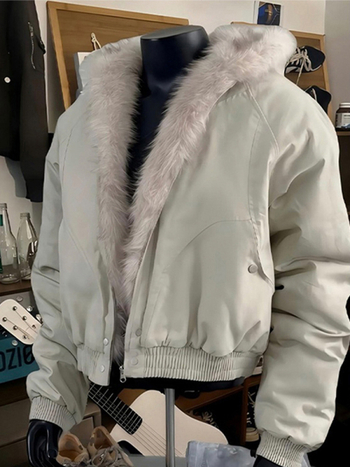 Muška kapuljačasta jakna s poliester punjenjem i podstavom, zatvarač, zimska toplina, bočni džepovi