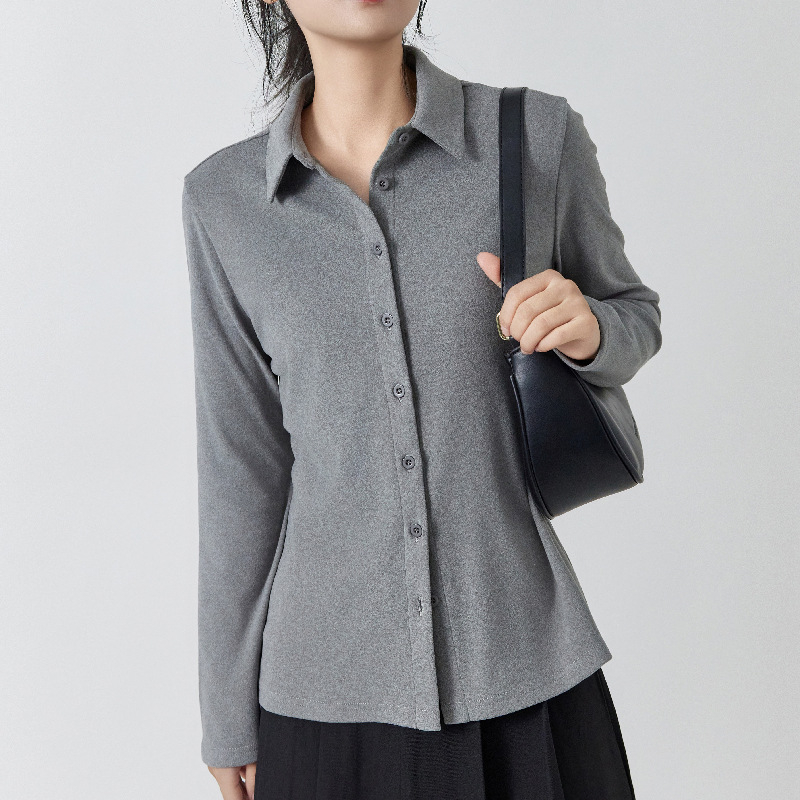 Дамска риза‑кардиган от бархат с Polo яка, дълги ръкави, 90–95% полиестер, спандекс смес