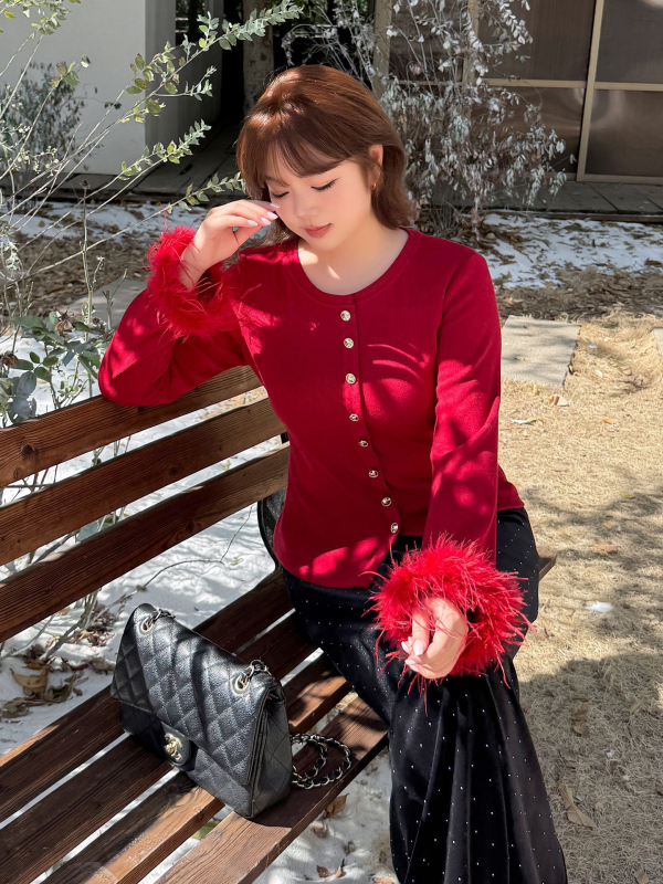 Džemper s kapucjom i odvojivom pravom mink krznom, umjetni kašmir, uski kroj, zima 2025