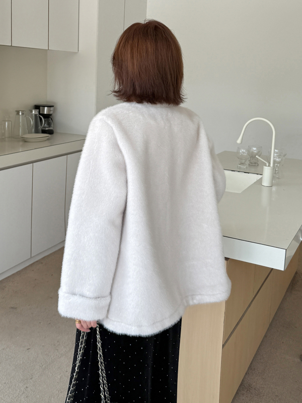 Палто за жени с косъмни вложки, средно дълго, кръгла яка, едноредово закопчаване, 2025 зима