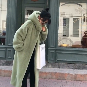 Garš sievietes kažokādas mētelis ar trušu kažokādu apkakli, Romānas kokvilnas audums, elegantais stils