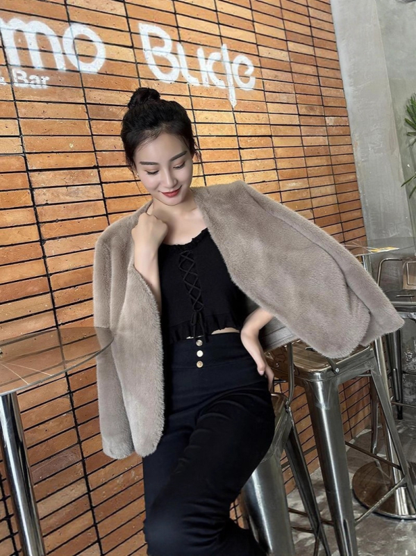 Sieviešu mākslīgās kažokādas jaka ar V izgriezumu, garas piedurknes, brīvs piegriezums, bieza, ziemas 2025