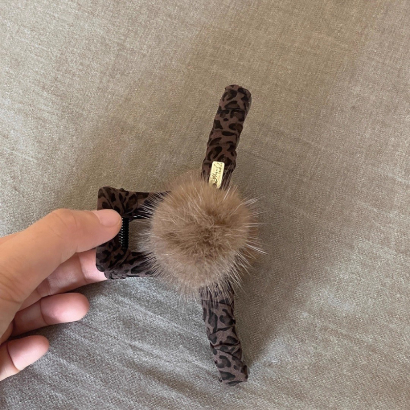 Plaukų segtuvas su norkos kailio kamuoliuku, leopardų raštas, rankų darbo audinys, Korėjiečių stiliaus