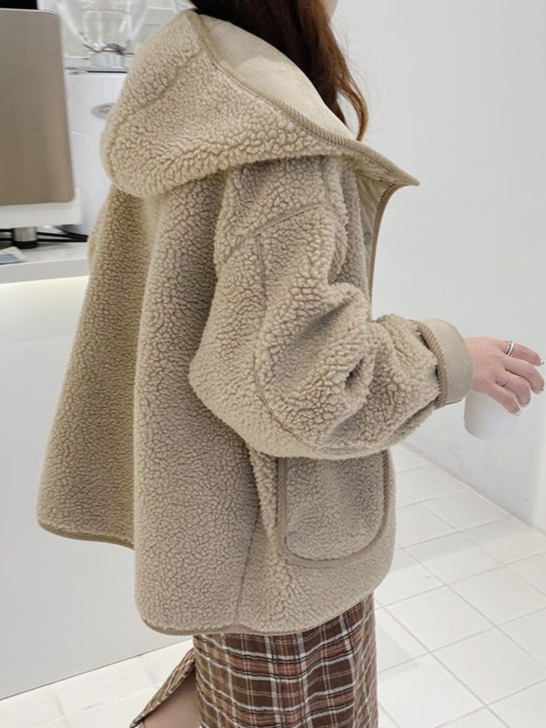 Moteriška avies vilnos striukė su fleece pamušalu, Spandexo mišinys, laisvas kirpimo linijos, ilgos rankovės, polo apykaklė