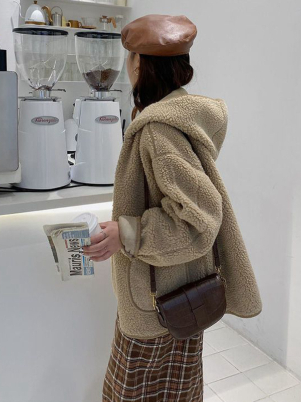 Moteriška avies vilnos striukė su fleece pamušalu, Spandexo mišinys, laisvas kirpimo linijos, ilgos rankovės, polo apykaklė