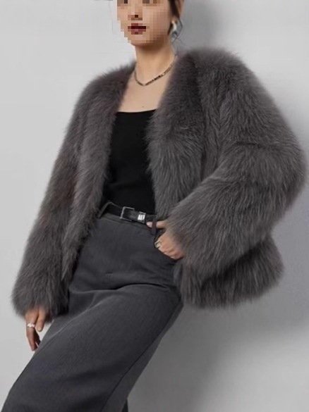 Παλτό από ψεύτικη γούνα αλεπούς με V-λαιμό, κοντό μήκος, μακριά μανίκια