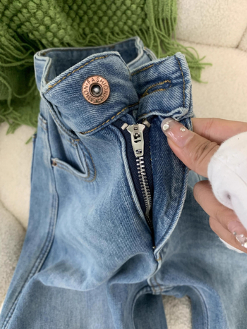 Traperice od denima s visokim strukom, širokim krojem, debela tkanina za zimu 2025