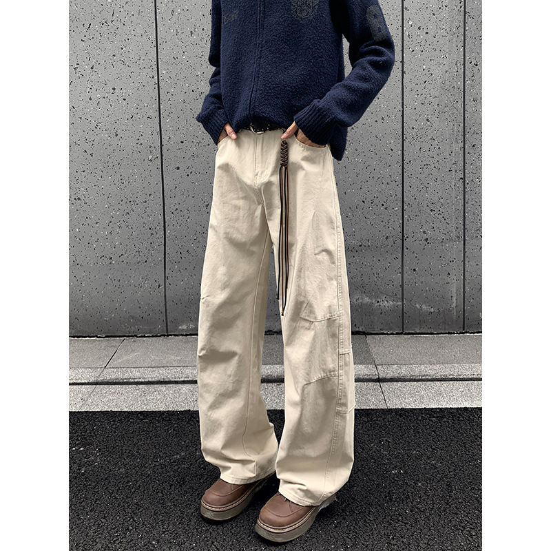 Traperice u američkom street-stilu, retro plisirane detalje, patchwork paneli i oprani završni ton, ležerni kroj, srednji struk, unisex, velika veličina, za jesen