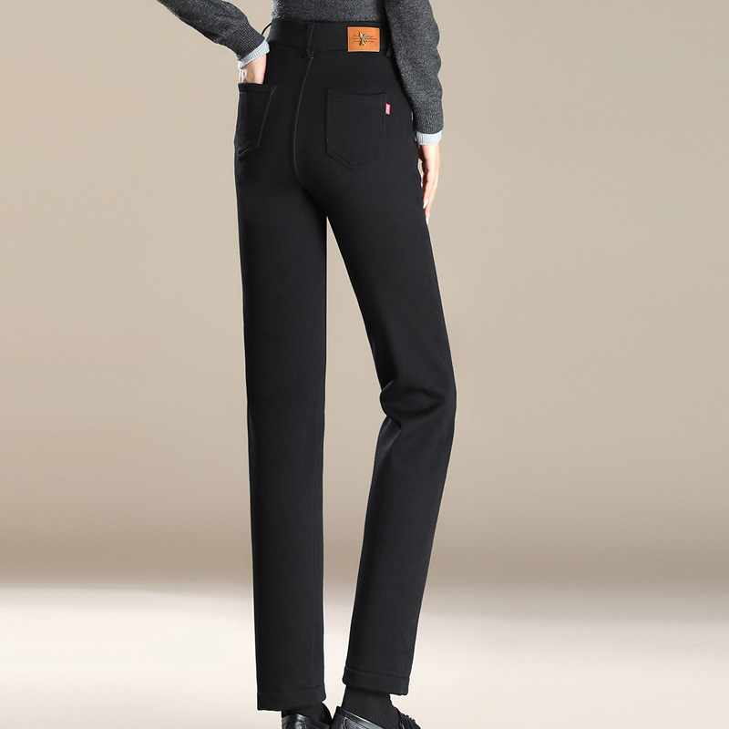 Elasztikus pamut egyenes szárú farmer, magas derekú, 9/10 hossz