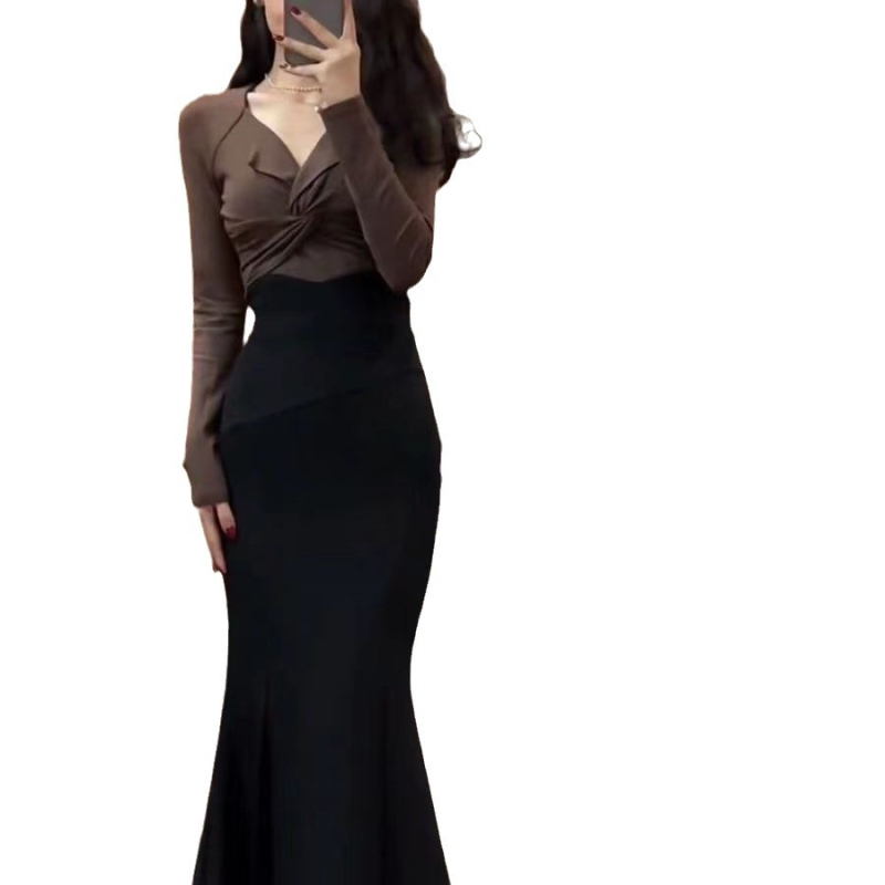 Set two-piece pentru femei, stil coreean: Top cu mâneci lungi răsucit și fustă midi cu deschidere în stil fishtail, croială simplă, primăvara 2025, compoziția principală a țesăturii 70–80%