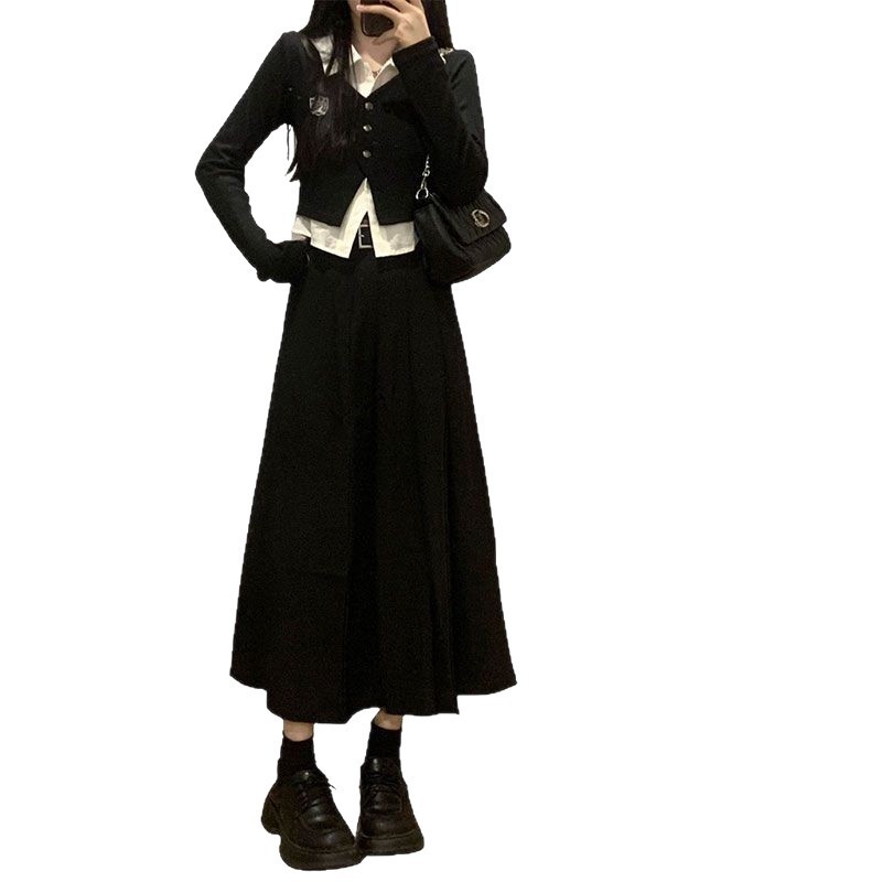 Kórejský študentský štýl: súprava sukňa–blúzka pre ženy – dlhý rukáv polo top a plisovaná stredne dlhá sukňa, polyester