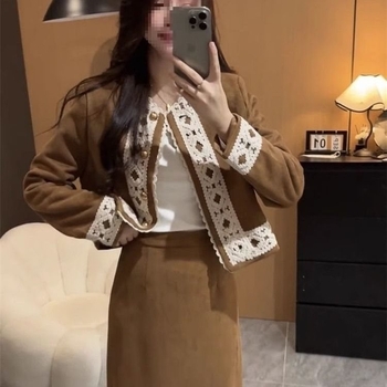 Dviejų dalių moteriškas komplektas: nėrinių apdaila su patchwork, midi sijonas, rayon audinys