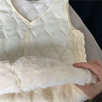 Chenille audinio striukė su spandeksu, siauras kirpimas, ultra trumpas ilgis ≤40 cm, užpildas: kačių pūkai