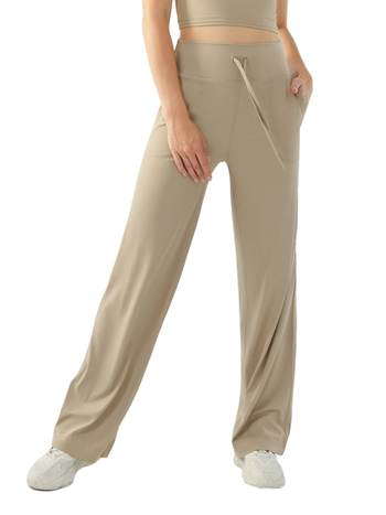 Moterų aukšto juosmens sportinės kelnaitės su raišteliu – laisvo kirpimo, plačios kojos, kvėpuojančios fitneso kelnės jogai ir bėgimui