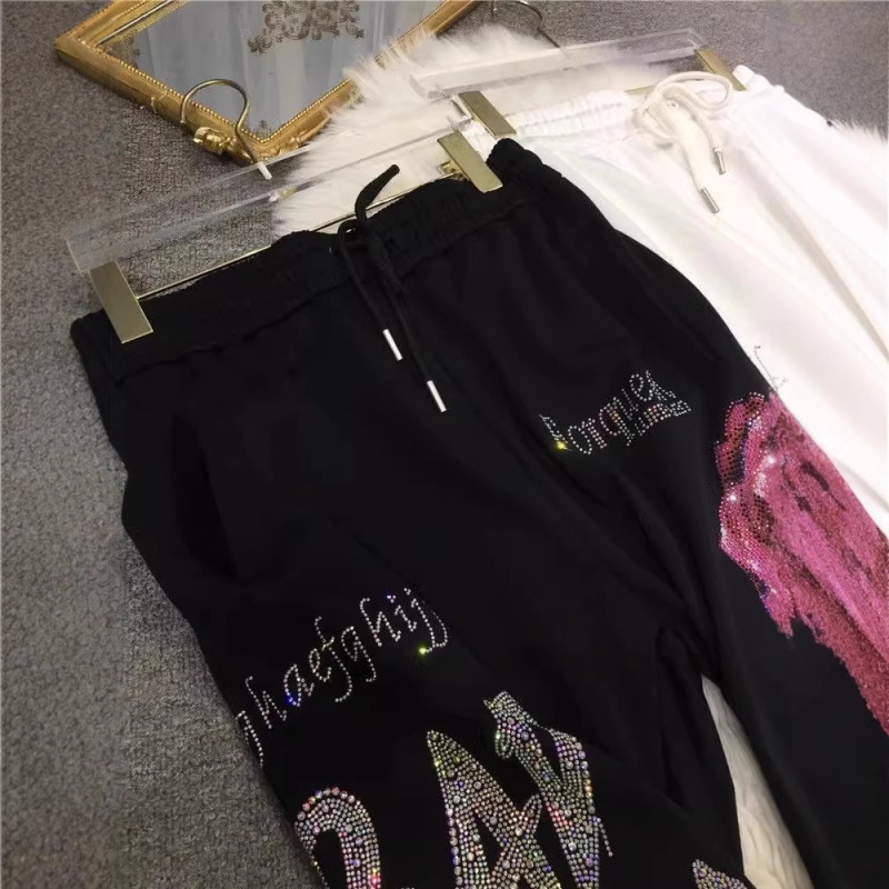 Medvilniniai aukšto juosmens leginsai su hot-drill dekoru, vidutinio storio