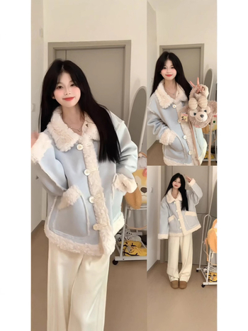 Striukė, poliesterio audinys, pagrindinis audinys 90-95%, ilgos rankovės, vidutinio ilgio