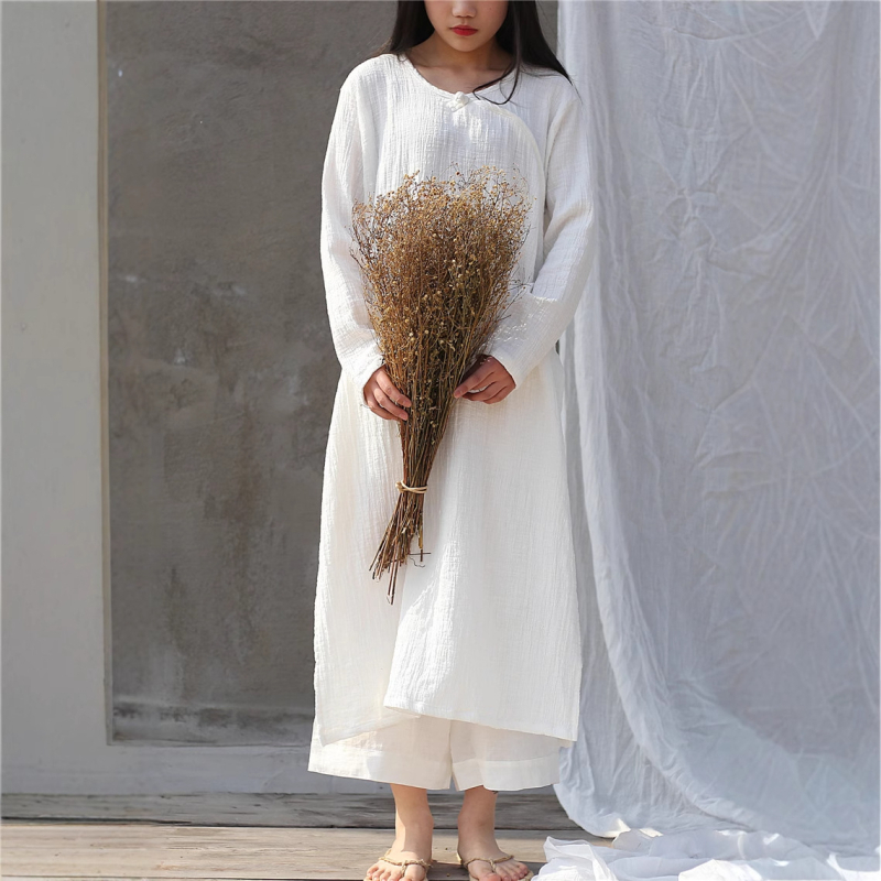 Ruha - Etnikus, Irodalmi-retro stílus; Pamut és len anyag, kerek nyakú, hosszú ujjú, laza derék, hosszú ruha