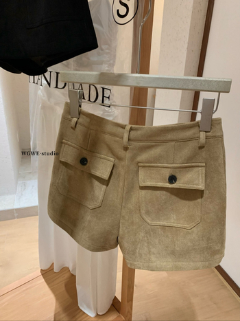WGWE Дамски къси панталони от замша с джобове за багаж, широки крачоли, корейски стил, права кройка