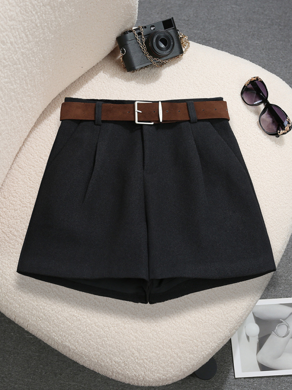 Vilnonės plačios kelnės su aukštu juosmeniu, 3/4 ilgio, poliesterio ir spandekso mišinys, mikroelastingumas, žiema 2025