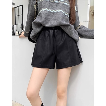 PU odos imitacijos šortai moterims, aukštas juosmuo, tiesus kirpimas, 3/4 ilgio, poliesteris su PU sudėtimi, ruduo 2025, kasdienio laisvalaikio stilius japonų-korejiečių
