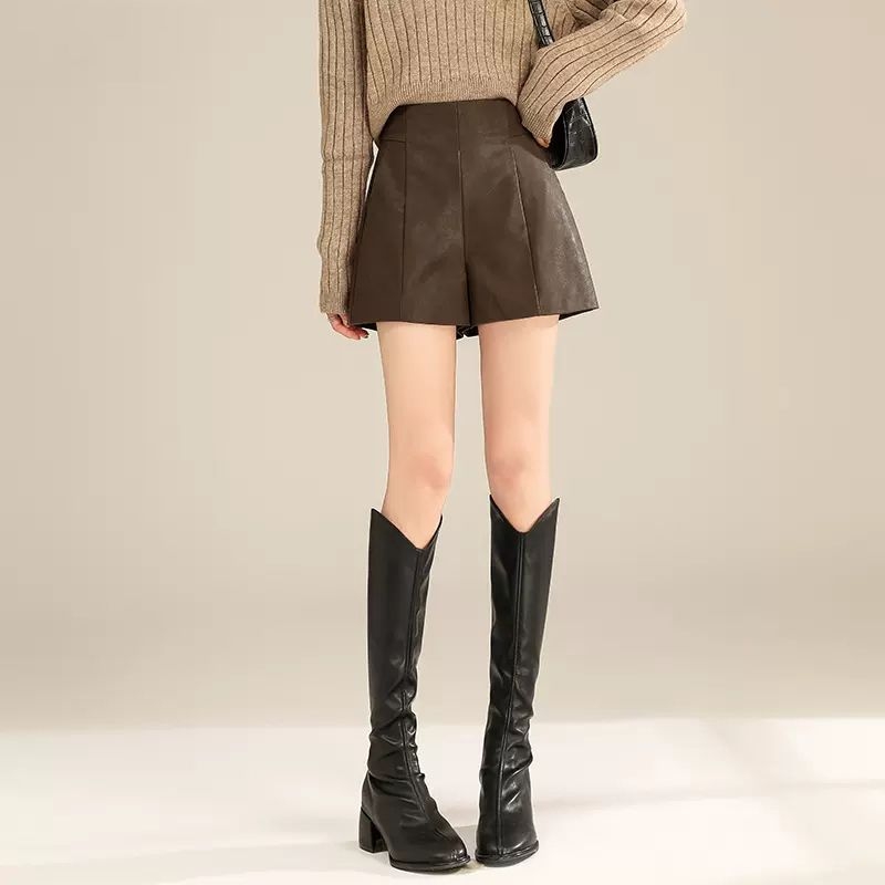 Moteriški plataus kirpimo kelnės iš vilnonio audinio, aukšta liemuo, 3/4 ilgio