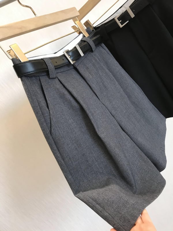 Дамски костюм-шорти за лятото – висок талия, права кройка, смес полиестер и памук, без гладене