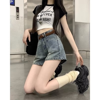 Naiste džinni lühikesed säärised A-liiniga lõige, keskmise tõstega vöö, 3/4 pikkus, elastne džins spandexiga, keskmine paksus