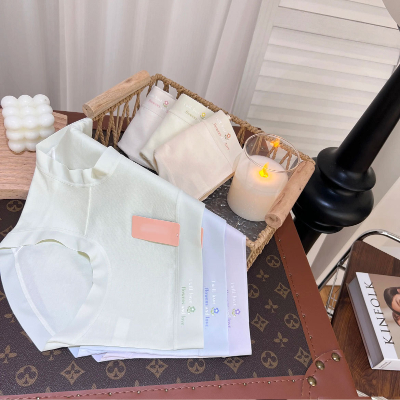 Ženske pamučne gaćice s Mulberry Silk u području prepona, antibakterijske, srednji pojas, prozračnost