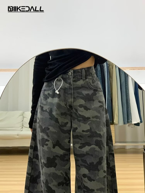 Naiste laia jala cargo džinsid, ülikõrge vöökoht, polüpropüleeni kangas, kellakujuline siluett