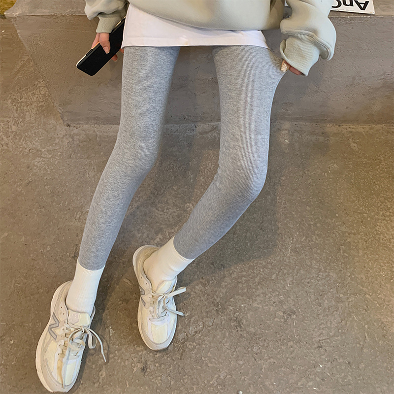 Moteriški leginsai su fliso pamušalu – termaliniai, 9/10 ilgio, siauras kirpimo, poliesteris-elastanas