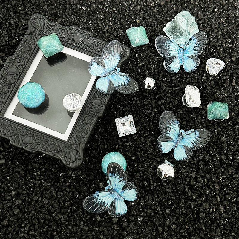 Ay0005 Išimamasis 3D grandinių dekoratyvinis užsegimas batams – tinka sandalams, kasdieniams batams ir šlepetėms; stilius drugelių sapnas; medžiagos: derva, akrilas, ABS