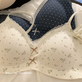 Nailoninė liemenėlė be vielos, 3/4 puodelio, putplasčio formos kaušelis, nėrinių kraštas, kvėpuojanti, surinkimo efektas, fiksuoti peties dirželiai, užpakalinė trijų eilių užraktas