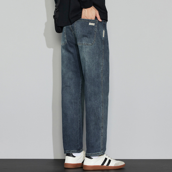 Jeansi bărbați din denim, bumbac, talie medie, croială dreaptă, fermoar, buzunare multiple