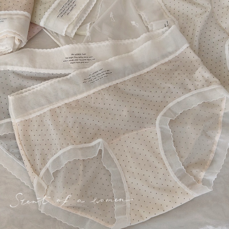 Moteriški apatiniai iš ledinio šilko su medvilnine įdaila, vidutinio juosmens, kvėpuojantys ir greitai džiūstantys