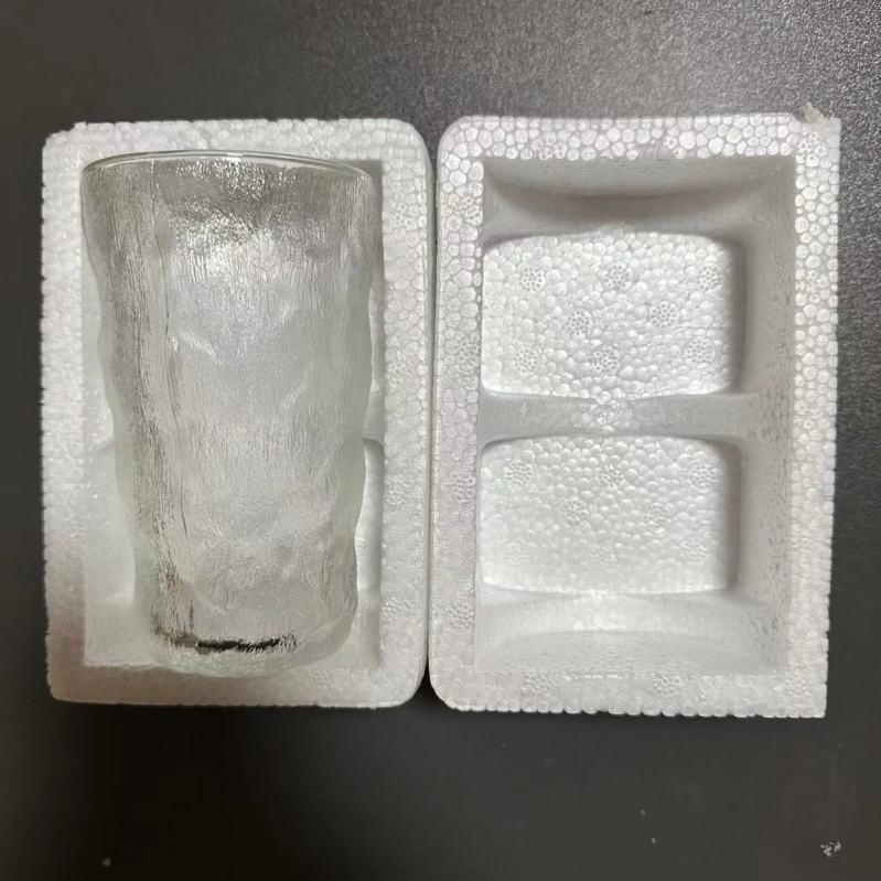 Vandens taurė iš karščiui atsparaus stiklo - (apvali forma; vieno sluoksnio; japonų stiliaus; be rankenos)