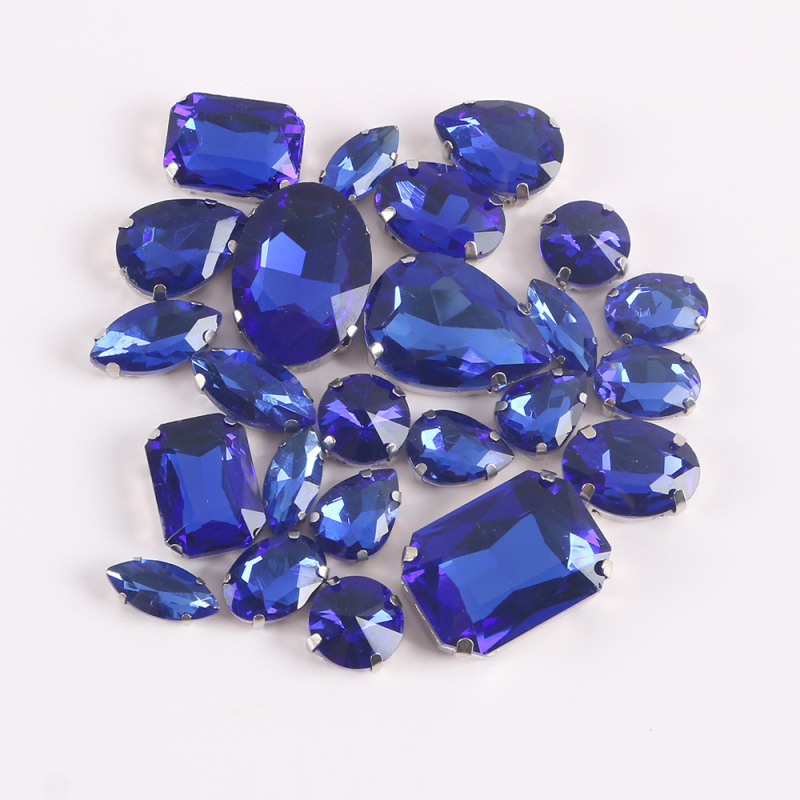 Клау кристали за облекло – 24 бр. микс стъклени кристали с дупки за пришиване, електроплатени, смес стъкло и лазурит