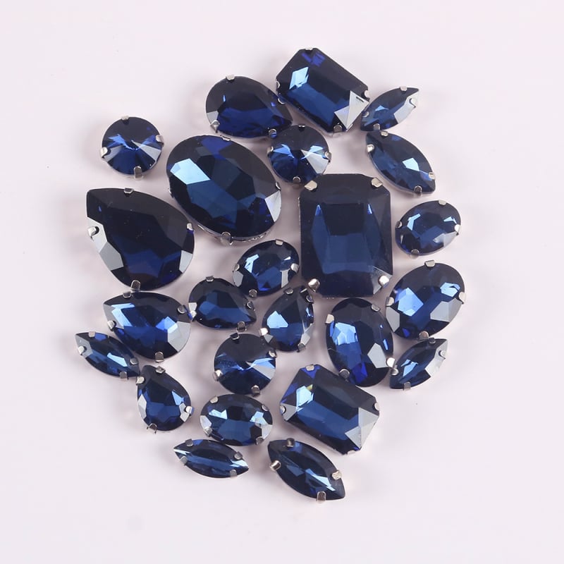 Клау кристали за облекло – 24 бр. микс стъклени кристали с дупки за пришиване, електроплатени, смес стъкло и лазурит