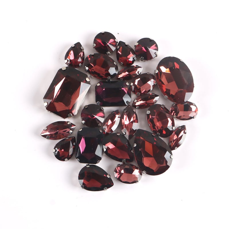 Клау кристали за облекло – 24 бр. микс стъклени кристали с дупки за пришиване, електроплатени, смес стъкло и лазурит