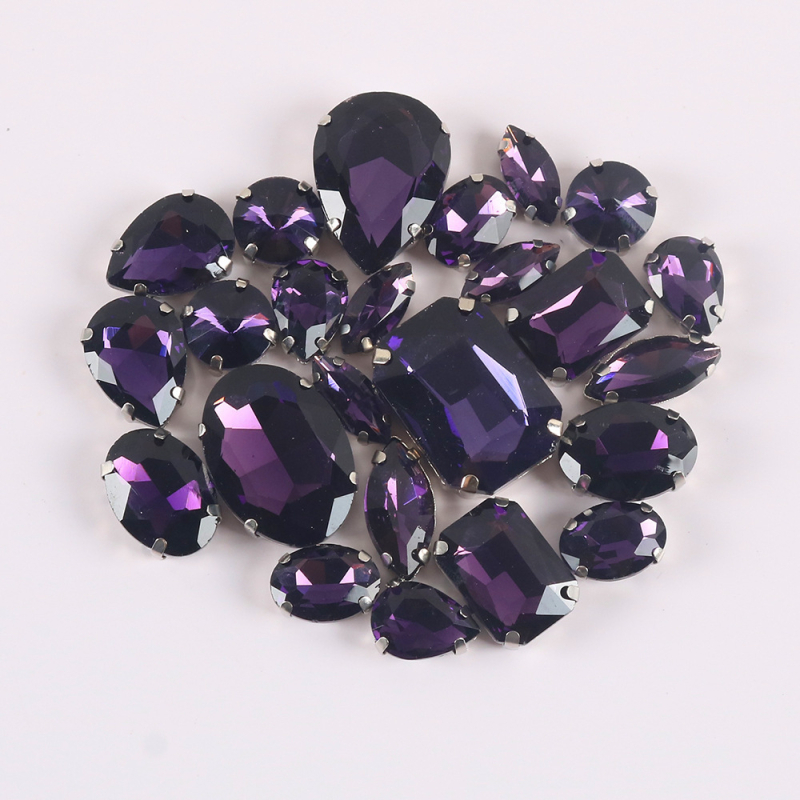 Клау кристали за облекло – 24 бр. микс стъклени кристали с дупки за пришиване, електроплатени, смес стъкло и лазурит