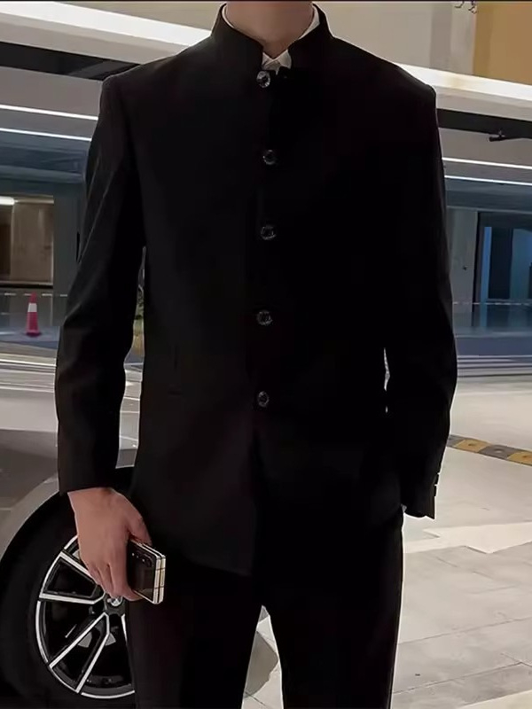 Vyriskas švarkas su pečių pagalvėlėmis ir stovinčia apykakle, laisvas kirpimas, poliesteris, 3 kišenės, pavasario-rudens