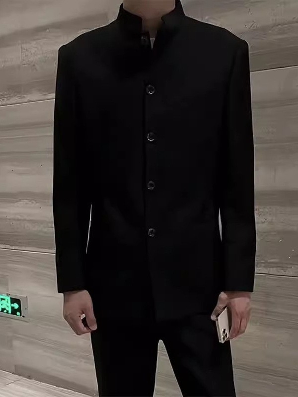 Vyriskas švarkas su pečių pagalvėlėmis ir stovinčia apykakle, laisvas kirpimas, poliesteris, 3 kišenės, pavasario-rudens