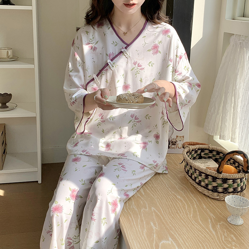 Női pizsama készlet, pamut-selyem, V-nyakú, 3/4-ujjú, vékony anyag regenerált cellulóz rosttal, nadrág